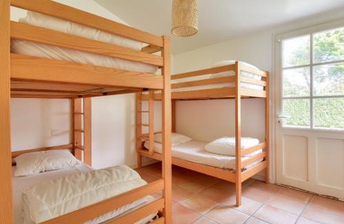 Noirmoutier-en-l'Ile House | Maison pour 14 - 150 m de la plage de la Clère