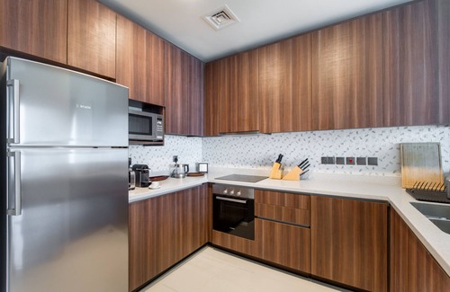 Dubai Media City Apartment | Maison Privee - Chic Coastal Escape w/Sea Views on Palm Entry