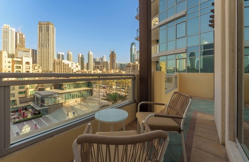 Downtown Dubai Villa | Maison Privee - Exclusive Duplex Villa with Panoramic Terrace Overlooking Burj Khalifa