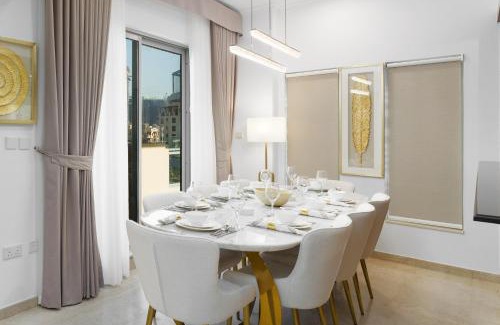 Dubai Marina Apartment | Maison Privee - Exclusive Duplex Villa with Panoramic Terrace Overlooking Burj Khalifa