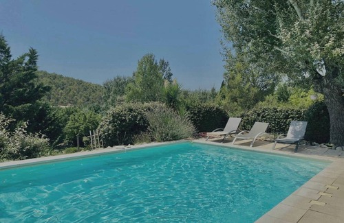 Vauvenargues House | Maison Provençale Avec Piscine, 6 Personnes
