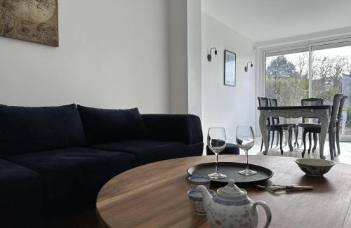 Moulins House | Maison rénovée avec jardin clos, proche du centre historique, idéale pour famille ou télétravail - FR-1-489-439