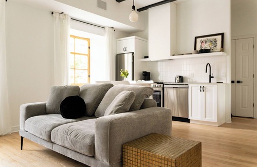 Ville-Marie Apartment | Maison Rasco by Luxury In Transit