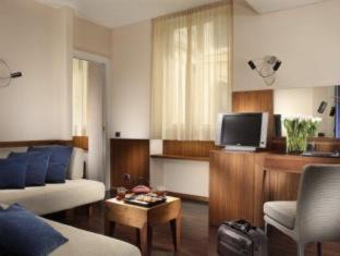 Rione IV Campo Marzio Hotel | Maison Roma Piazza di Spagna UNA Esperienze