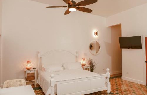 Christiansted Apartment | Maison Rouge - Room 2