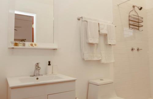 Christiansted Apartment | Maison Rouge - Room 2