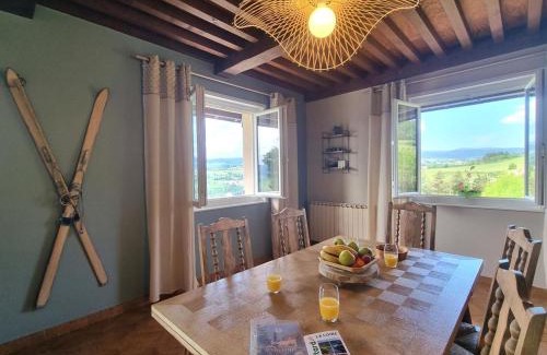 Saint-Georges-en-Couzan House | Maison spacieuse avec jardin et vue panoramique - Animaux acceptés - FR-1-496-291