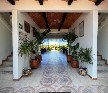 Rincon de Guayabitos Hotel | Maison Theurel