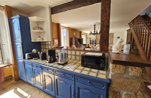 Treffiagat House | Maison typique pour 6 personnes, jardin clos et fleuri, proche plage