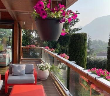 Sevrier Bed & Breakfast | Maison vue lac et piscine