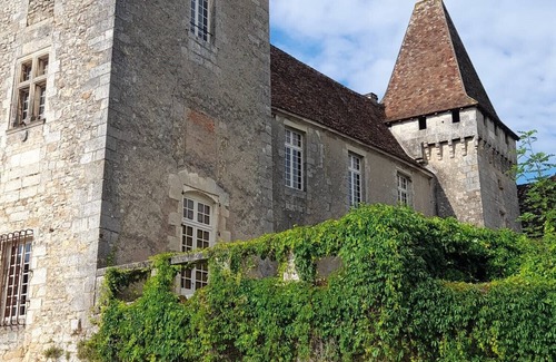Saint-Jean-de-Cole House | Maison with large garden 5 mins walk to the beautiful village Saint-Jean-de-Cole