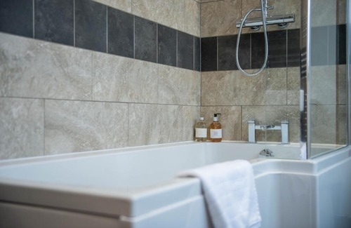 Crickhowell House | MAISON50