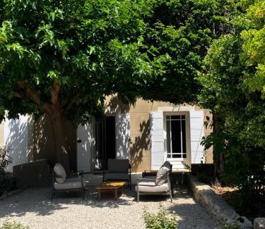 Caromb House | MaisonAdèle