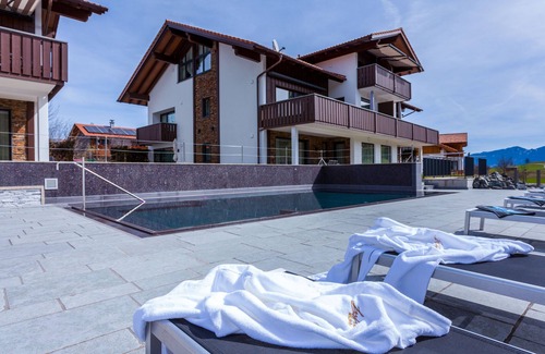 Rosshaupten Apartment | Maisonette R.3 - For Moments Apartments & Spa