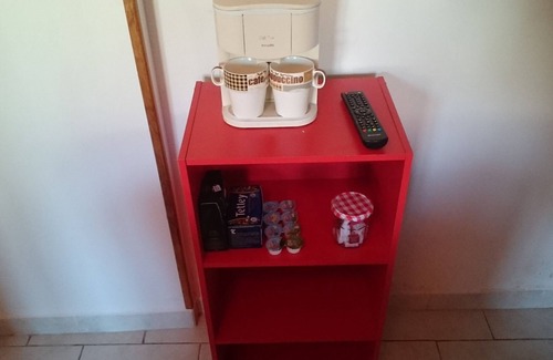 Vallieres-les-Grandes Cottage | MAISONNETTE DE BOURG AT CHRISTINE 2 pers.