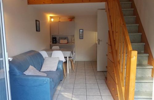 La Tranche-sur-Mer House | Maisonnette 450m de la plage avec piscine et parking à La Tranche-sur-Mer - FR-1-194-184