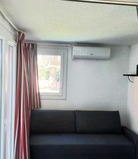 Argeles-sur-Mer Apartment | Maisonnette Bleue Bora-Bora