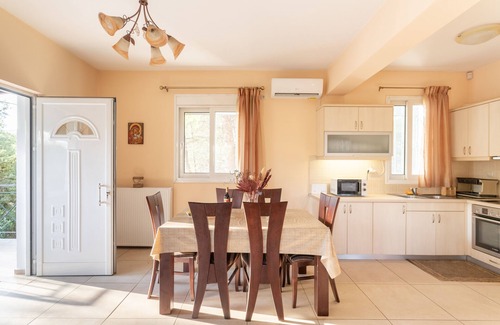 Eretria House | Maisonnette D’Amira