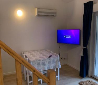 Saint-Georges-d'Oleron House | Maisonnette La Coti H5 avec piscine intérieure chauffée, à 400 m de la plage et ménage de fin séjour compris