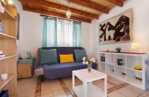 Antigua Apartment | Majada Blanca