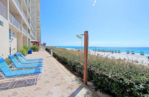 Long Beach Apartment | Majestic Beach Towers 1-301
