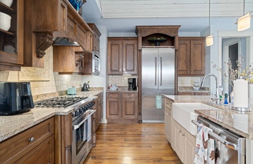 Vein Mountain House | Majestic Mountain Manor | Perfect, Pet-Friendly Mountain Retreat with Amazing Views