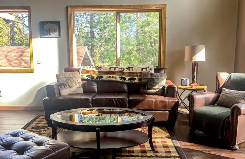Arnold House | Majestic Mountain