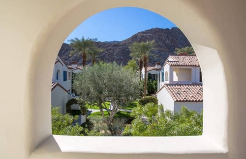 La Quinta Villa | Majestic Mountain Views- 2 private patios- 2 bed/2 bath sleeps 6- 064225