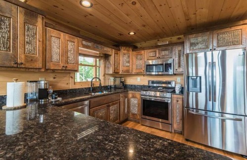 Morganton House | Majestic Mountaintop Cabin with hot tub and fireplace