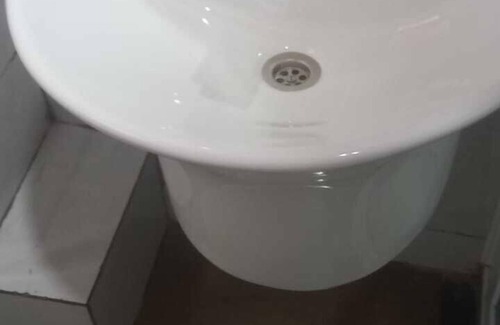Pakwach Hotel | Majestic Nile Hotel