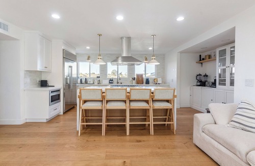 Crenshaw Villa | Majestic Villa with incredible views and hot tub