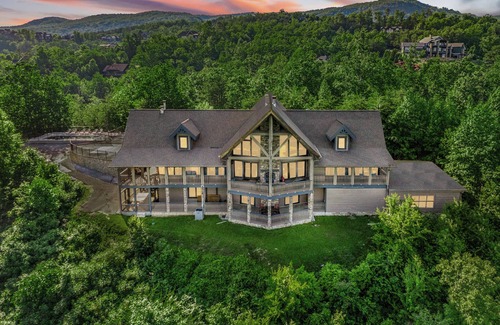 Gatlinburg - Pigeon Forge Cabin | Majestica