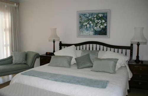 Somerset West Bed & Breakfast | Majorca House