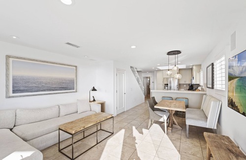Laguna Beach Villa | Majorca Surf, Swim, stroll to main beach. Rlx