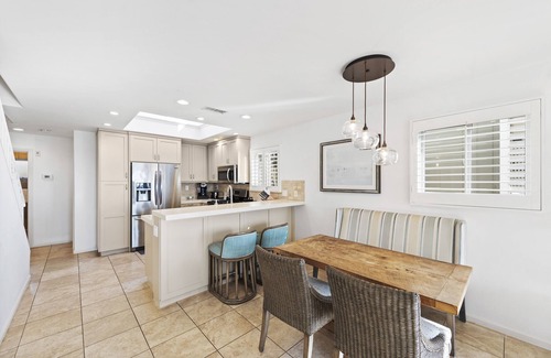 Laguna Beach Villa | Majorca Surf, Swim, stroll to main beach. Rlx
