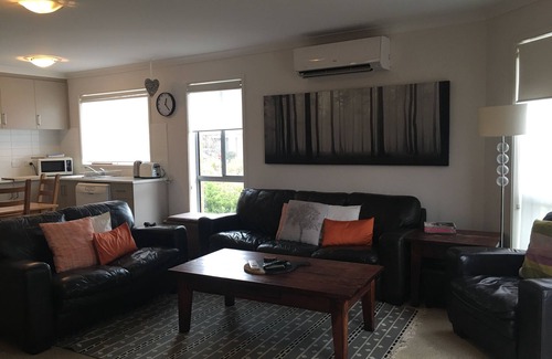 Watson House | Majura House - home away from home