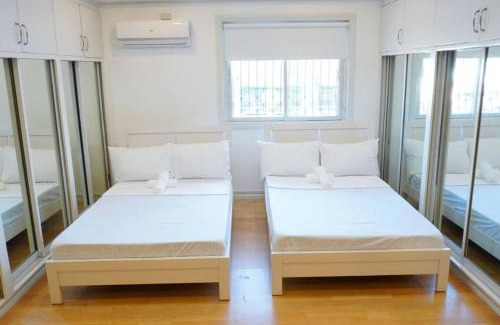 Guadalupe Nuevo House | Makati Altean Apartment (Delfin Room)