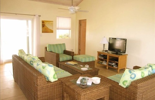 Rainbow Bay House | Make Bonefish Cottage Your Bahamas Adventure Headquarters