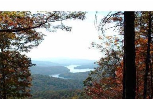 Clarkesville House | Make New Traditions at Our Lake Home