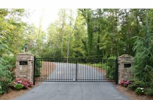 Clarkesville House | Make New Traditions at Our Lake Home