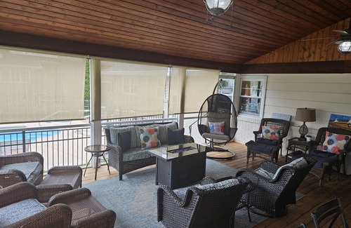 Bowman House | Make this your home base for the Kentucky Derby!
