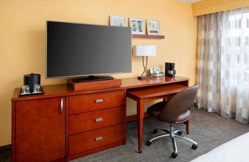 Russian Hill House | Make your stay memorable at our room