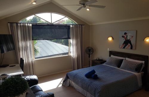 Hamilton House | Makepeace Place Homestay