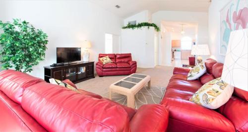 Indian Point House | Makin Dreams with White Rose Villas - Private Pool - Game Room - Family Friendly - Nr Disney