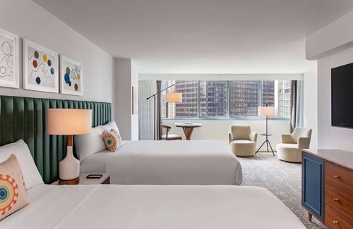 Downtown Chicago Hotel | Making The Best Memories Along The Way! 4 Units with City View, Pets Are Welcome