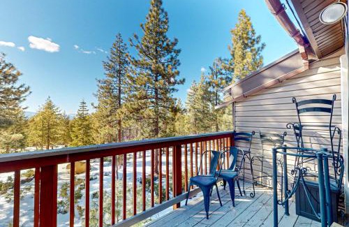 Zephyr Cove Apartment | Making Waves, Unit B