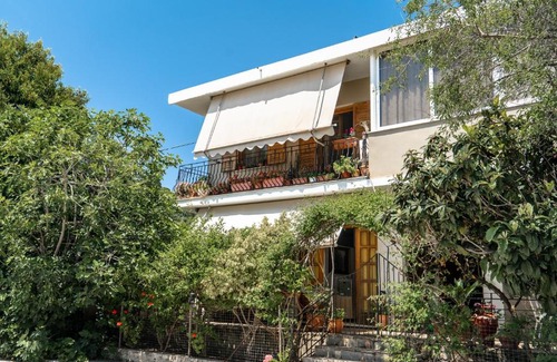 Kateleios Apartment | Makis Family Studio