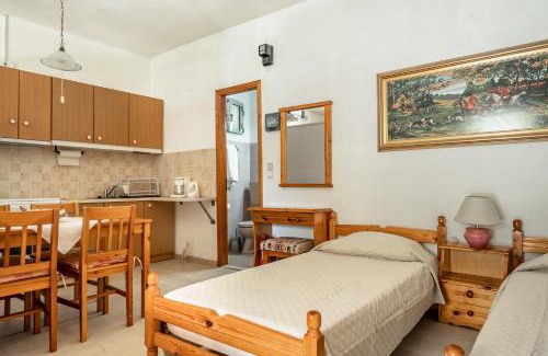 Kateleios Apartment | Makis Family Studio