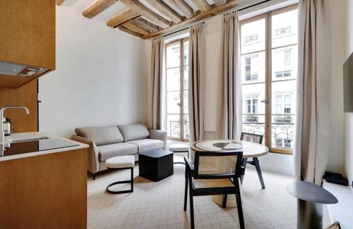 Les Halles Apartment | Makom Saint-Honoré