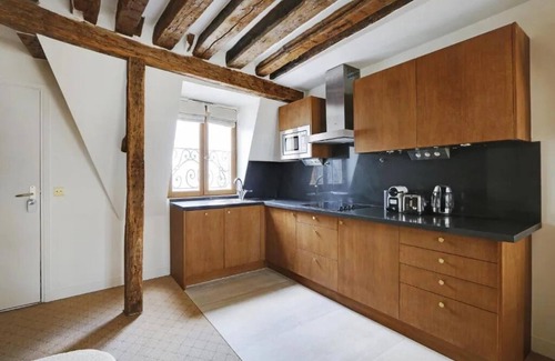 Les Halles Apartment | Makom Saint-Honoré